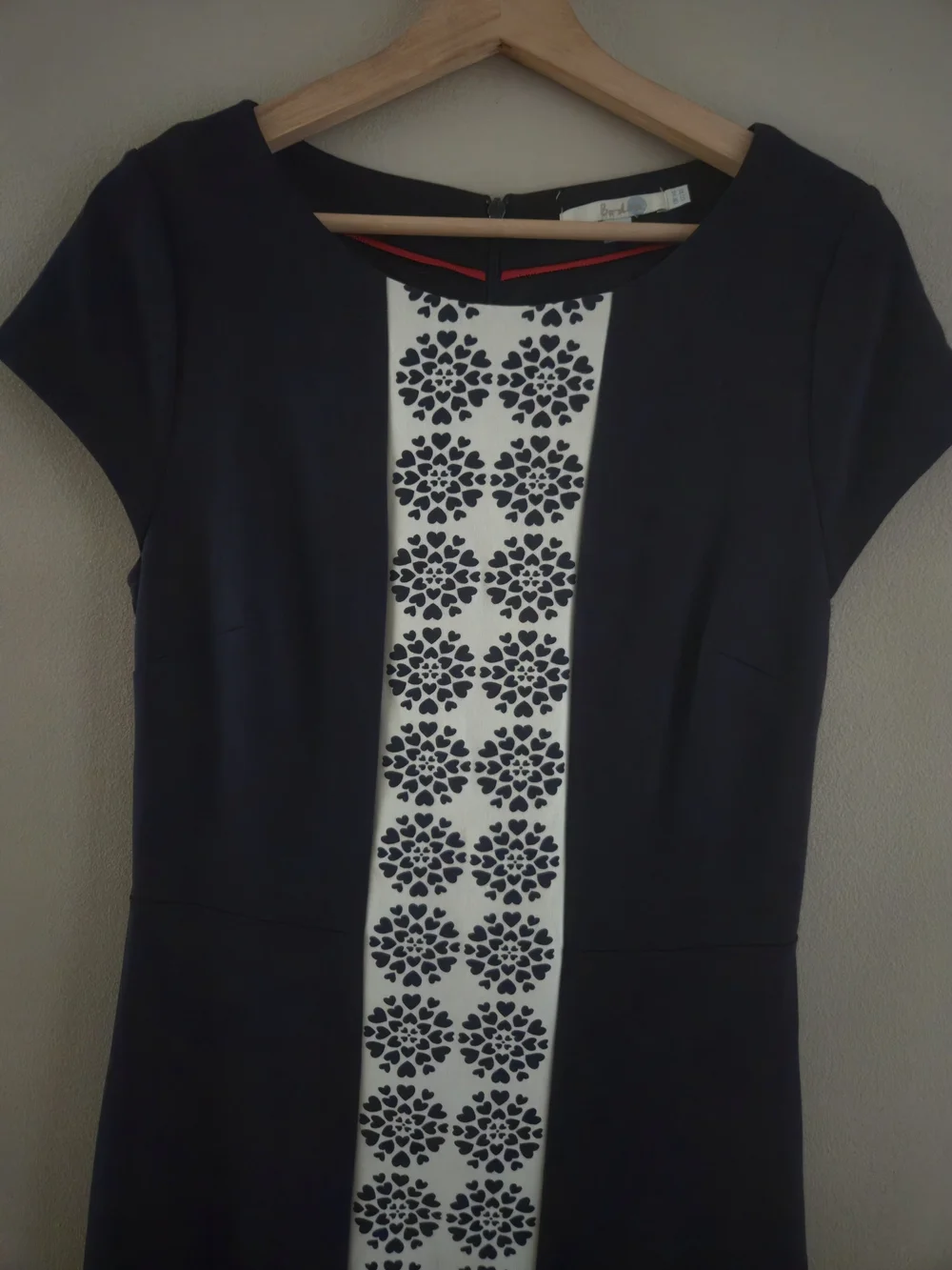 BODEN Frederica Ponte Midi Dress Navy Blue Heart Floral Cap Sleeve - Picture 3 of 10